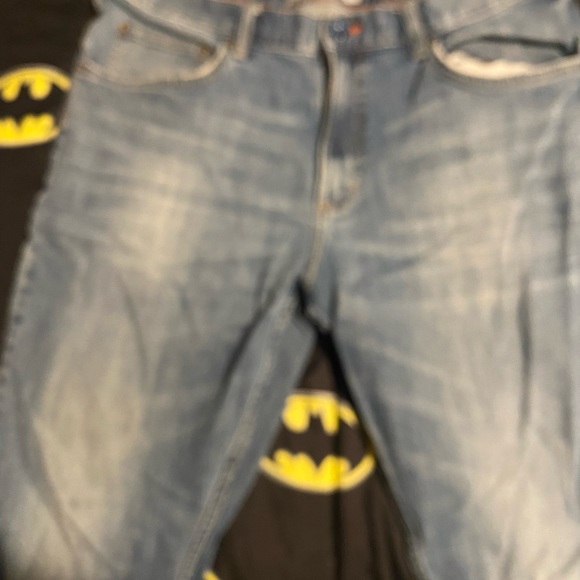 Nice used LEE jeans only issue is i sowed a different button on - Picture 3 of 4